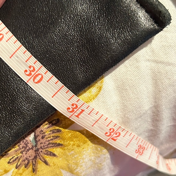 JLC New York Vintage Women’s Black Leather Jacket Size L - Picture 7 of 8